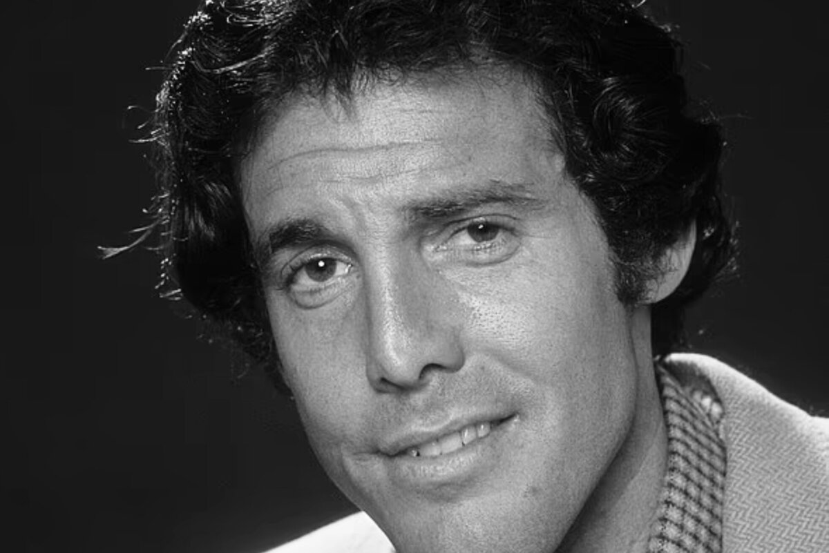     Умер в день рождения после операции на позвоночнике актер сериала «Санта-Барбара» Ник Бенедикт