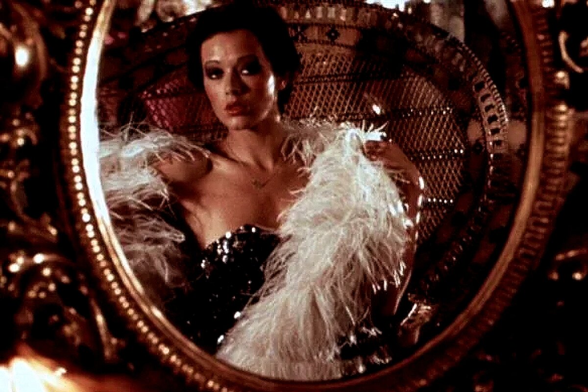 Эти картины до отказа наполненный эстетикой 