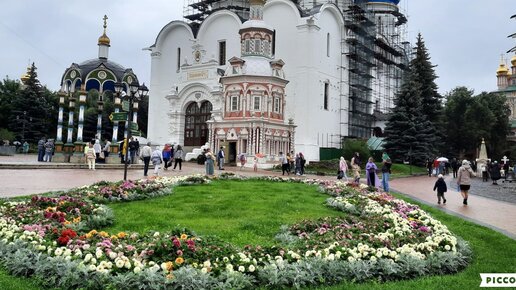 Подмосковье Сергиев Посад. Великолепие Троице-Сергиева Лавры.