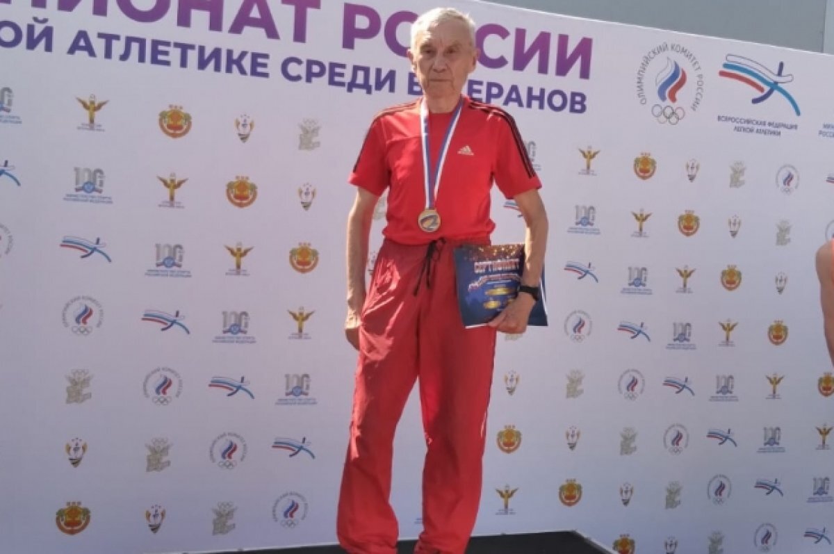    Прыгучий профессор из Мурманска установил рекорд России