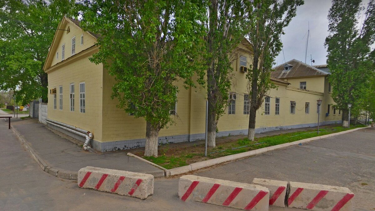     82-летнюю жительницу Волгограда задержали за попытку поджечь военкомат в Красноармейском районе, сообщает издание «НовостиВолгограда.ру».