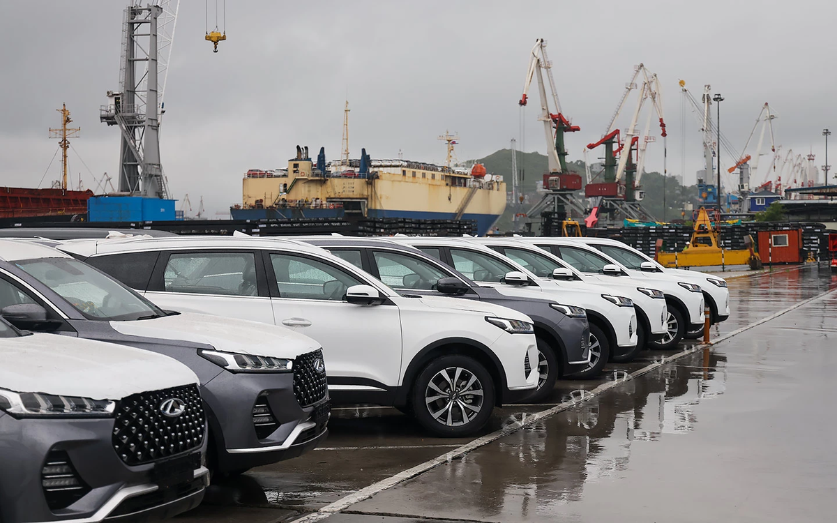 поставка китайских авто