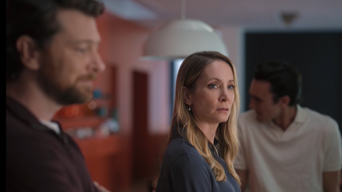 Кадр из сериала «Северный берег», 2023. Источник: imdb.com