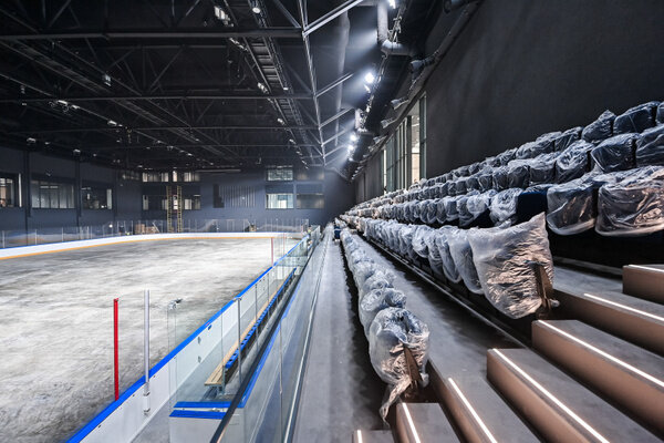 Во дворце площадью 20,7 тысячи квадратных метров планируется проводить тренировки и соревнования по фигурному катанию и хоккею, а также ледовые шоу. Фото © Пресс-служба мэра и Правительства Москвы