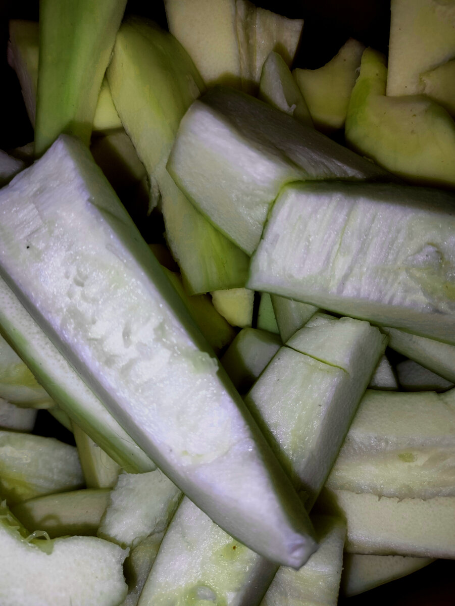 У МЕНЯ ВСЕГО 2 КГ ОЧИЩЕННЫХ КАБА́ЧКОВ