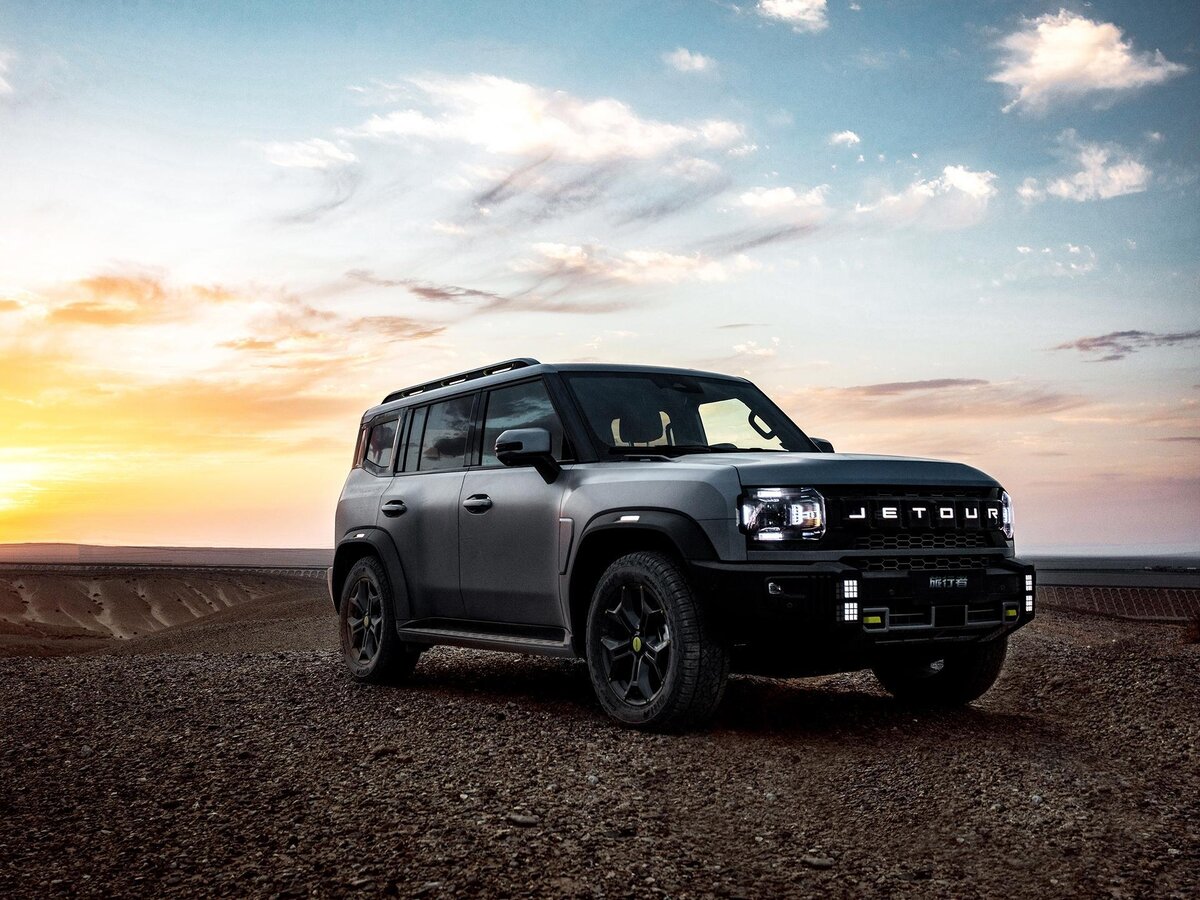 На фото: Кроссовер Jetour Traveler