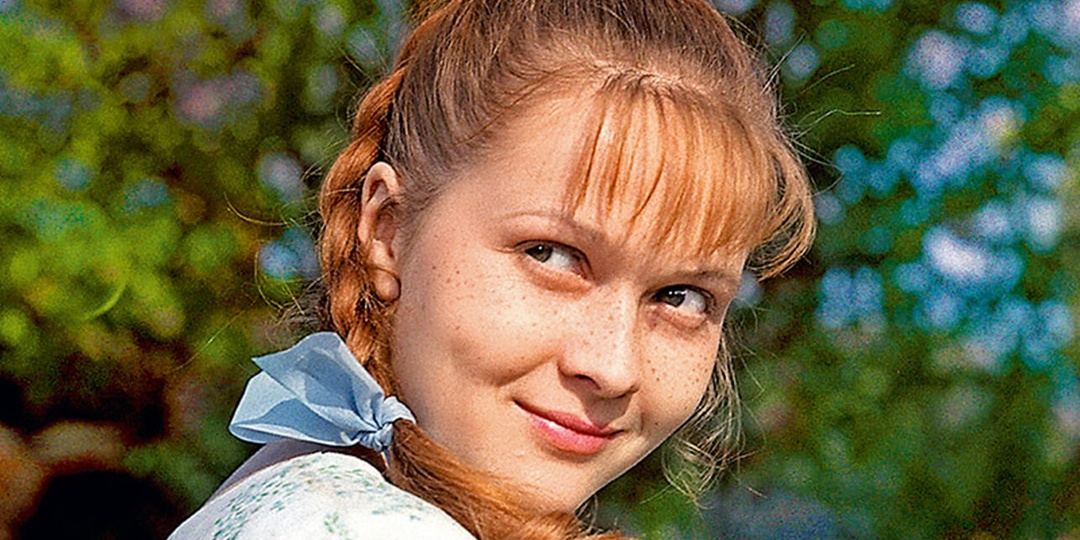 Душевная чёрствость или попытка заполнить пустоту? Почему несчастна и одинока самая «Сладкая женщина» советского кино Анна Доброхотова