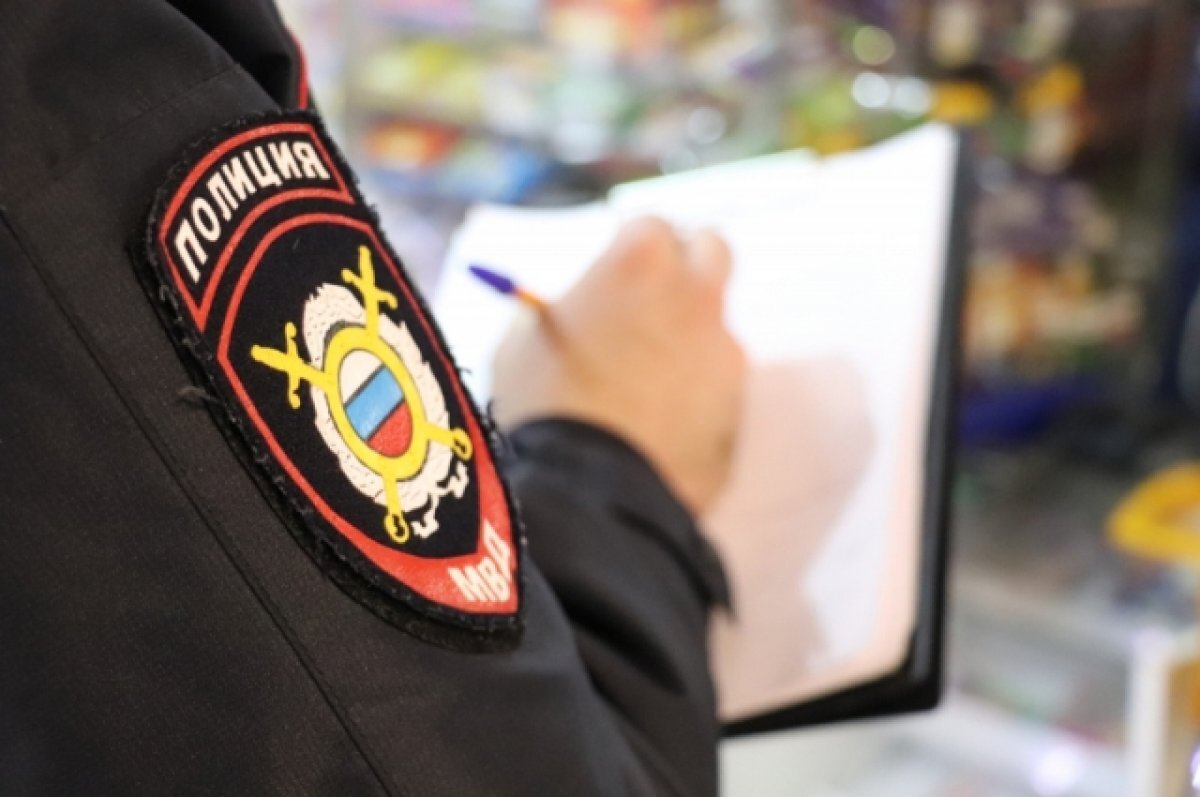    В Новосибирске задержали подозреваемого в хранении свёртка с мефедроном