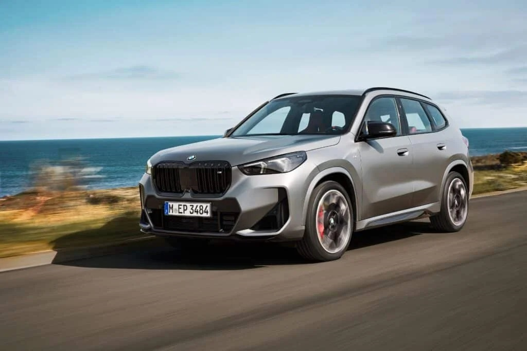 BMW X1 M35i xDrive 2024 года. Здесь и далее в статье использованы иображения компании BMW of North America, LLC.
