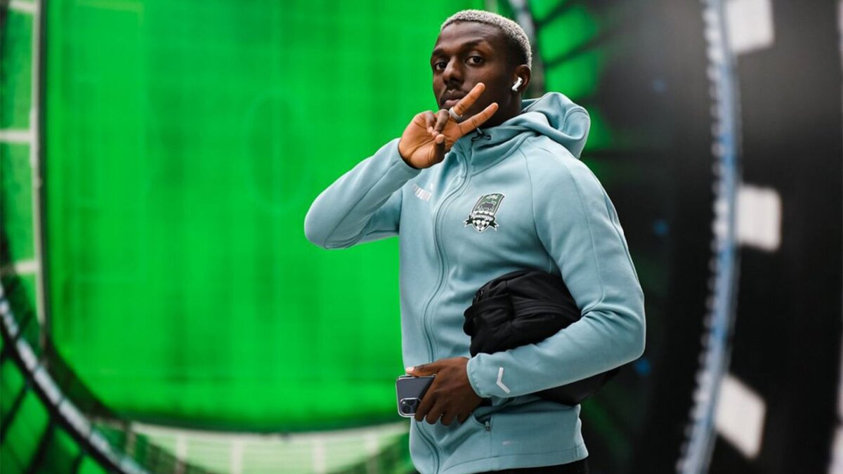 Опровержение от «Спартака», Возвращение в РПЛ, Уход из ЦСКА и «Зенита»: последние трансферные новости РПЛ. Главное, что случилось на российском трансферном рынке.-4