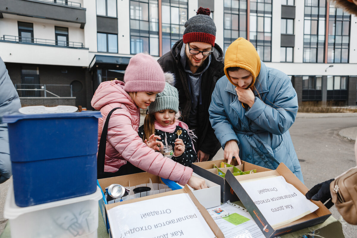 Организация раздельного сбора мусора для жителей дома Ultra City на Комендантском проспекте