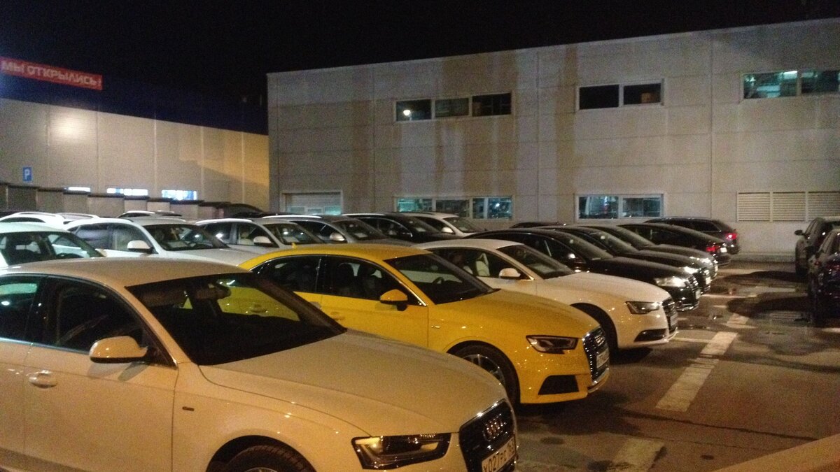     В список самых востребованных вошли LADA, Toyota Camry и Hyundai Tucson.