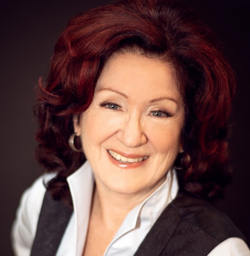 Сью Джонсон (1947 – н.д.) – британский клинический психолог, семейный терапевт и писательница