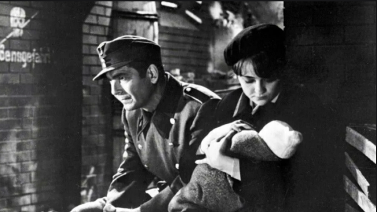 Кадры из фильма «Семнадцать мгновений весны»