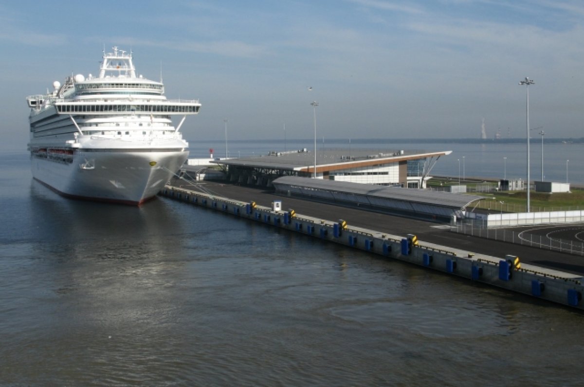    Впервые за 4 года пассажирские суда зайдут в порт Петербурга