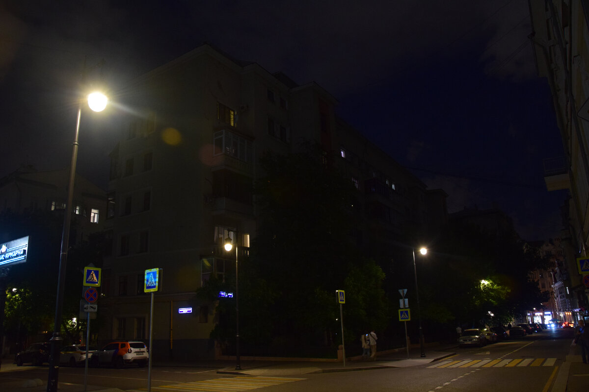 Большой Николопесковский переулок д. 6. Фото автора канала "Приключения Тома Сойера".