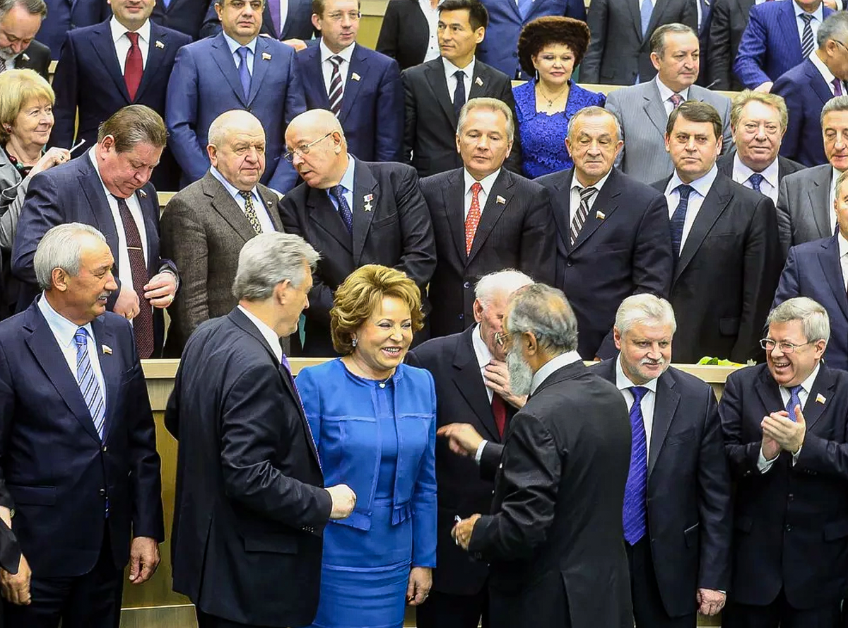 Известные республиканцы сенаторы. Пожизненные сенаторы в совете федерации. Главным сенатором является. Сенаторы совета федерации рф. Сенатор климов.