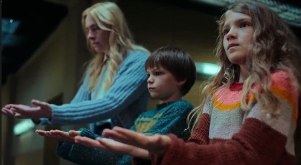 Кадр из сериала