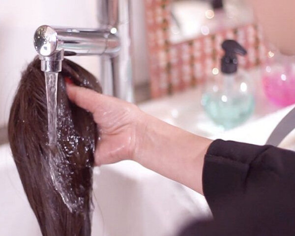 Стрижка производится только на чистые парики