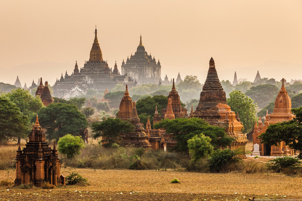 Мьянма, государство в юго-восточной Азии, известна своей богатой историей, культурой и необычной природой. Мьянма до конца 1989 года была известна миру как Бирма.