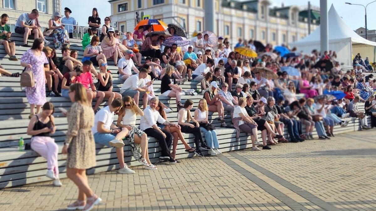     В Нижнем Новгороде отменяют показы фильмов в рамках летнего фестиваля российского кино «Горький fest» (18+), которые должны были состоятся вечером 10 июля. Организаторы приняли такое решение из-за неблагоприятной погоды. Информация размещена в официальном Telegram-канале фестиваля.