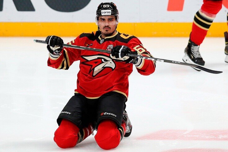 ​В какой-то момент карьера Наиля Якупова завернула не туда. В Нижнекамске есть шансы это исправить. Фото: hawk.ru