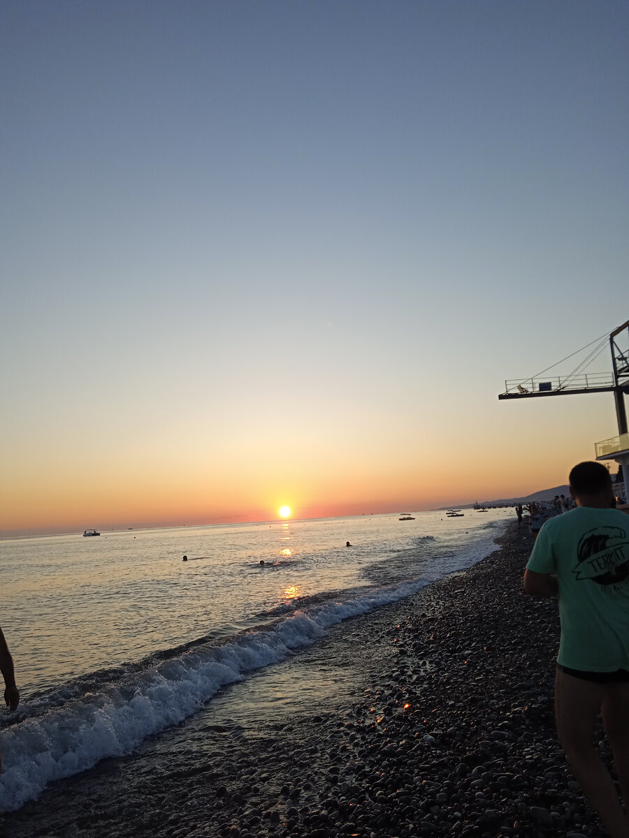 Закат в Лазаревском. 