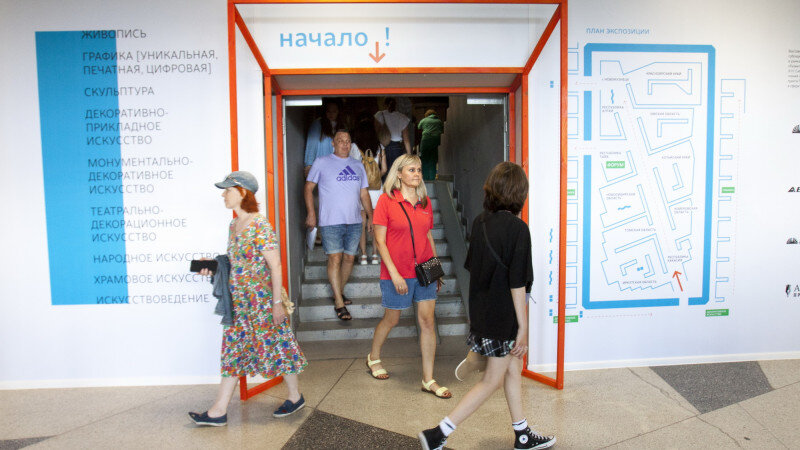     Выставка "Сибирь — XIII" в Барнауле. Анна Зайкова.