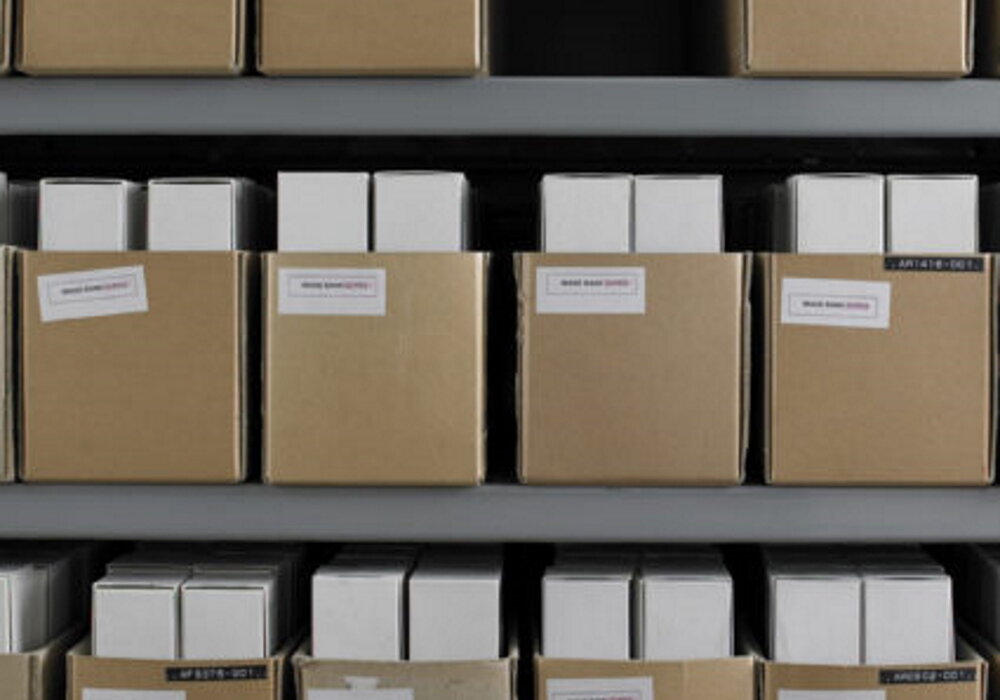 Архивные короба на складе