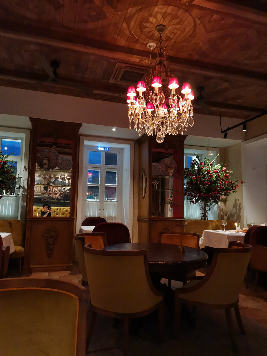 Интерьер ресторана Остерия DOLCE 