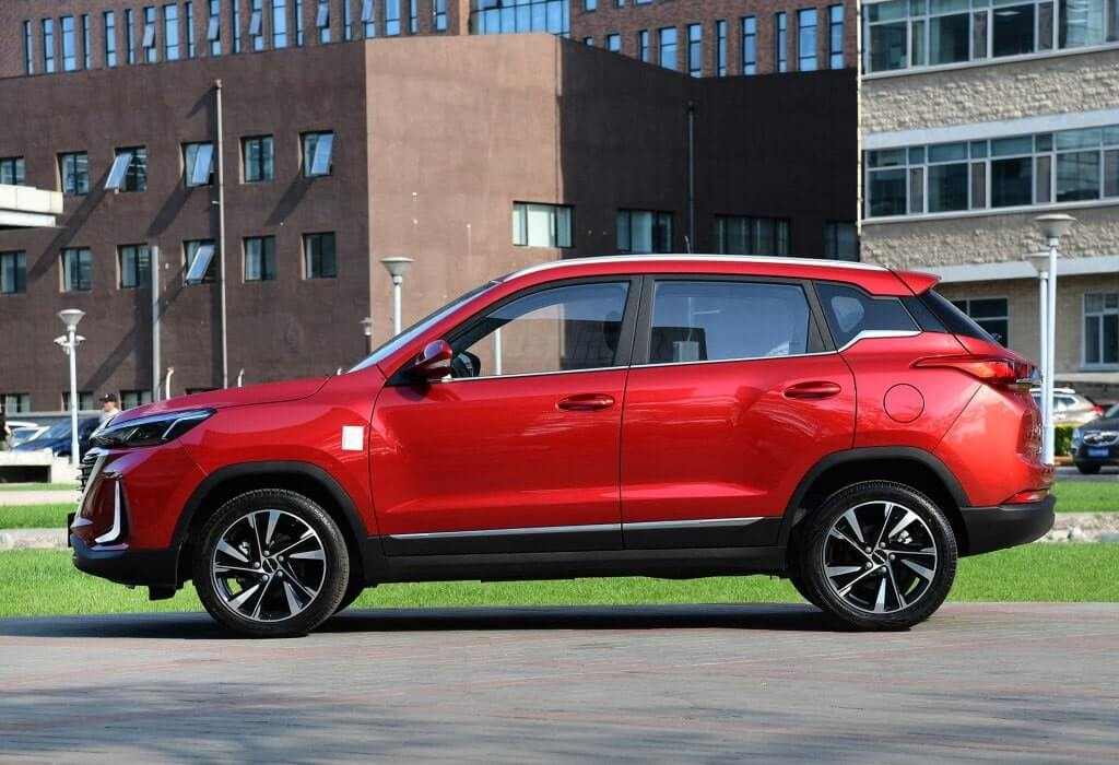 Baic x35 отзывы. Beijing x3 2021. Кроссовер Beijing x5 2020. Китайский кроссовер Beijing x3. Китайские кроссоверы 2020.