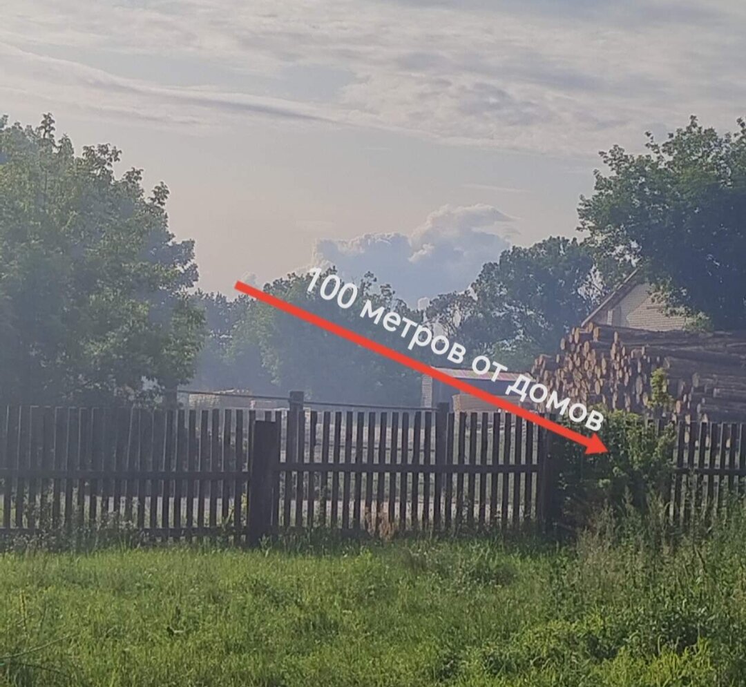    В Ходиловичах людей травят едким дымом от сжигаемых отходов пилорамы avchernov