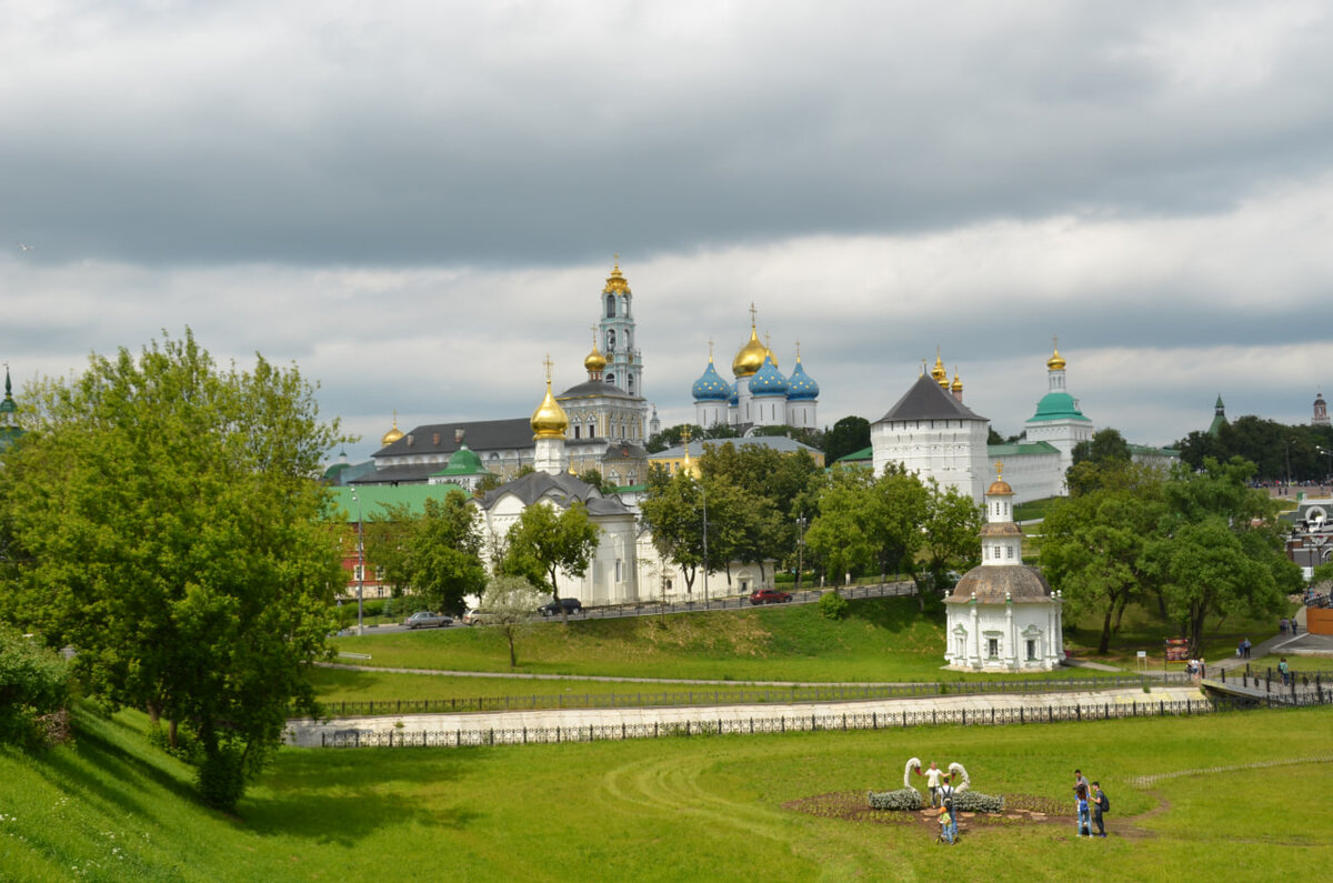 Троице Сергиева Лавра главный монастырь России