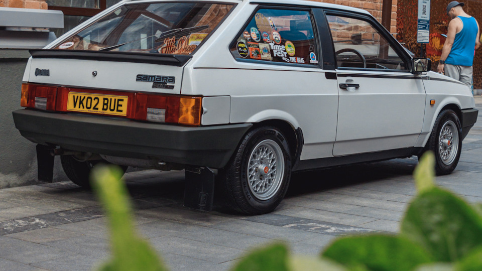 Lexus IS200 / Toyota Altezza и LADA Samara 1500SL. Выставка авто в Депо. Моя фоторабота.