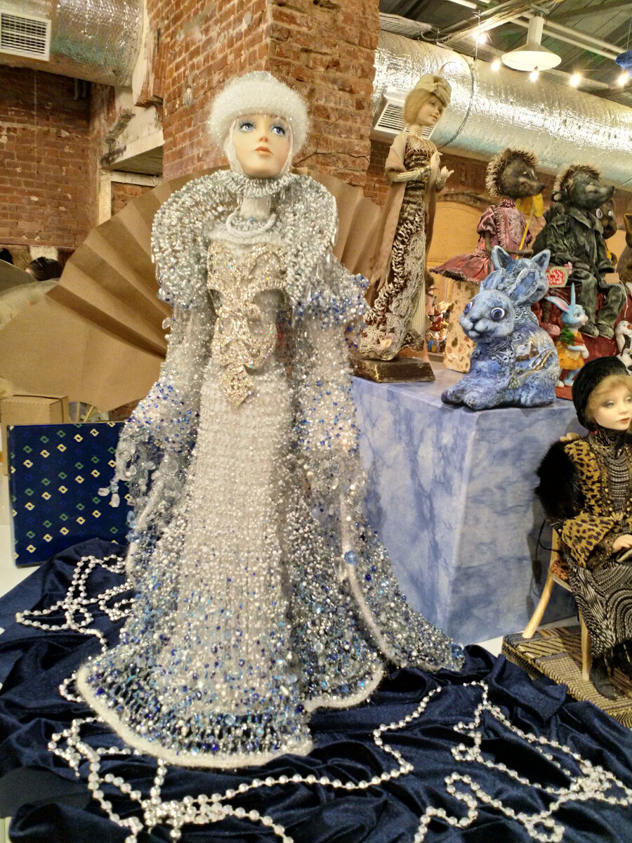 "Русская зима", из экспонатов выставки "Бал кукол"