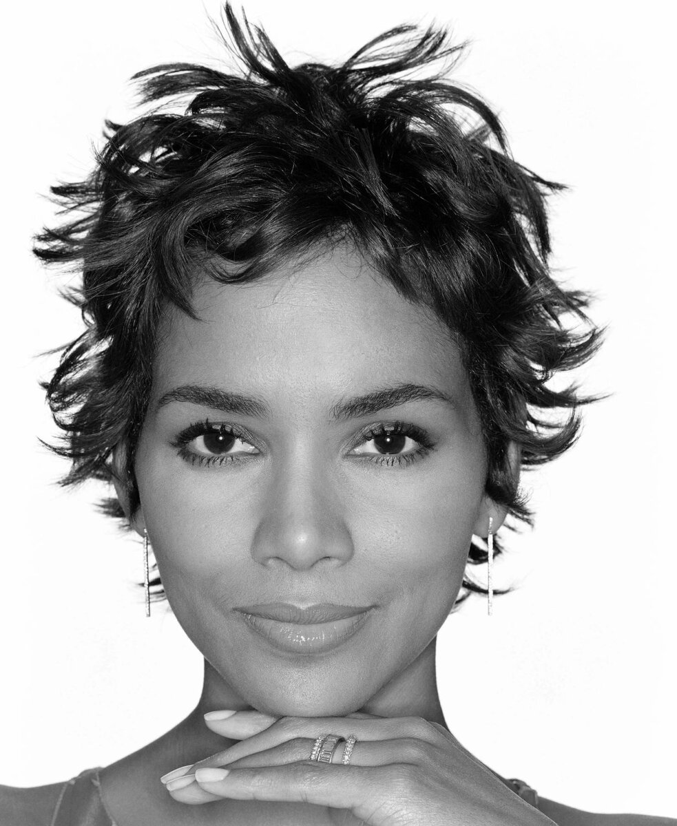 Голая Холли Берри (Halle Berry) видео