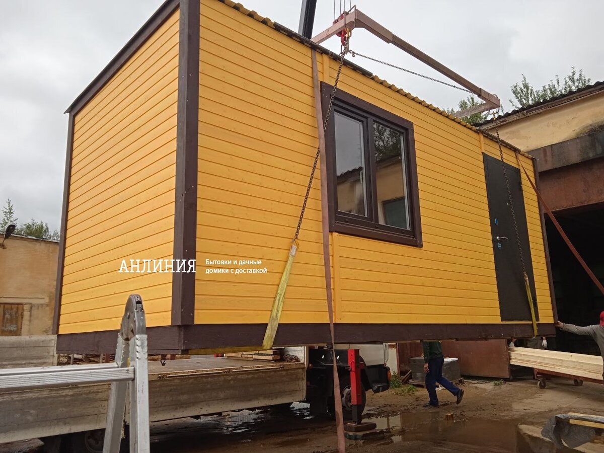 Дом-бытовка, размер: 6 х 2.4 м