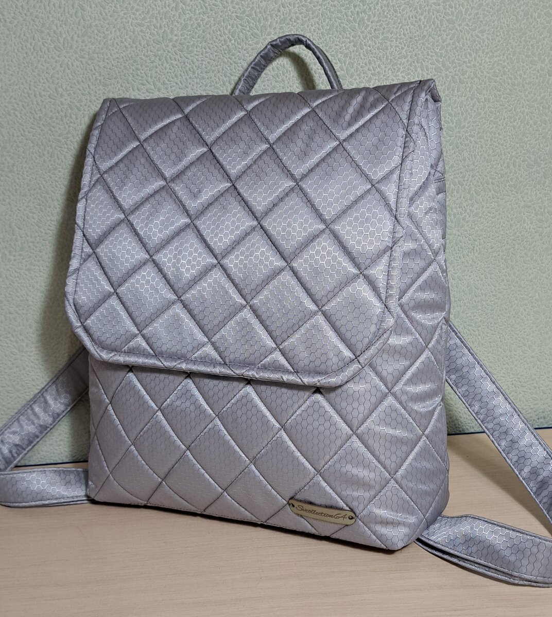 Рюкзак в цвете Серебро 