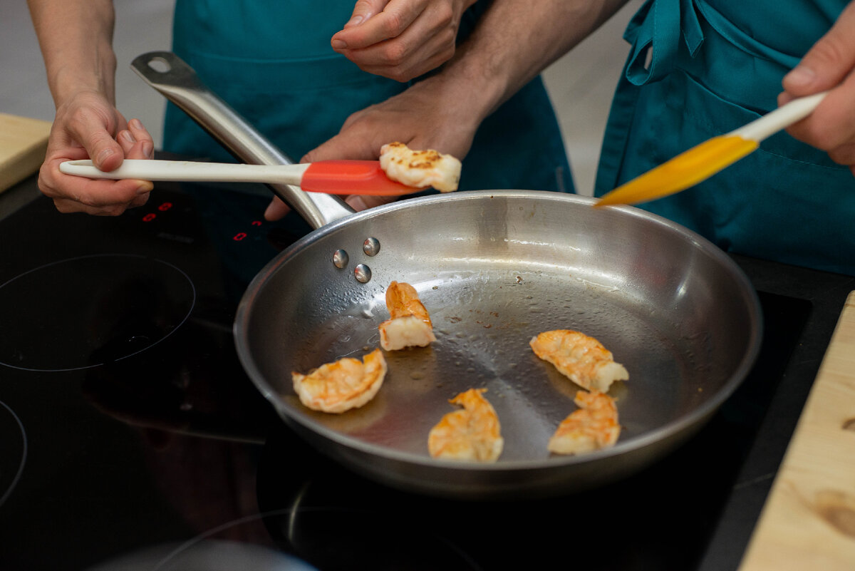 жарим креветки