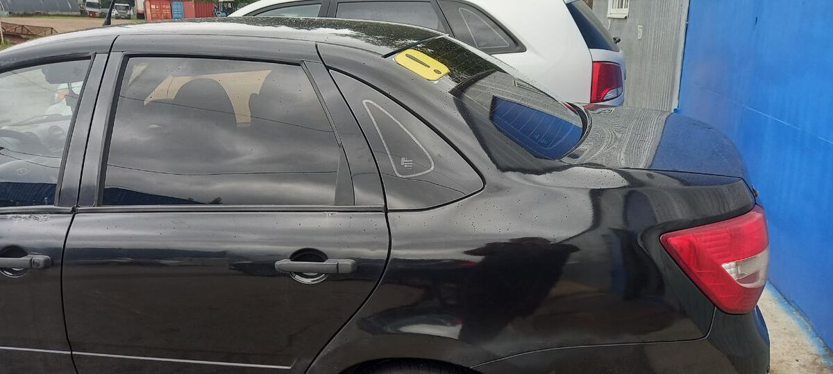 И выглядит даж презентабельно насколько гранта вообще может выглядить презентабельно.