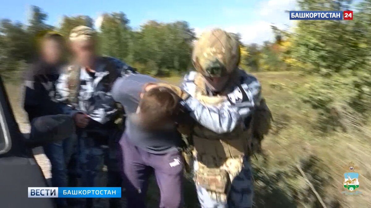    "Облил бензином и поджег": в Уфе мужчина спалил машину соседа после конфликта на дороге