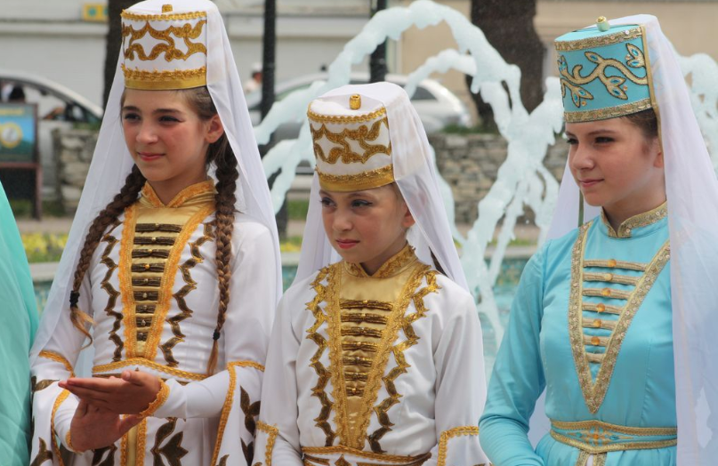 Черкесские дети. Адыги шапсуги. Адыгейцы 2022. Национальный костюм Адыги-шапсуги.
