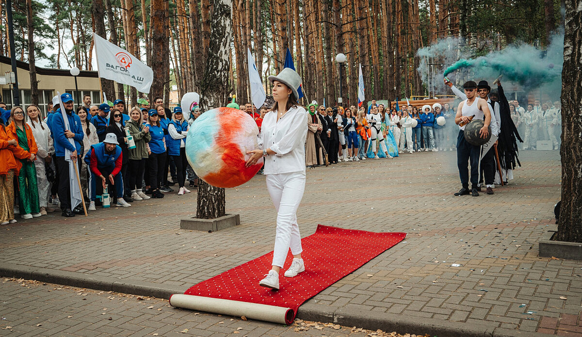    В Курске прошёл фестиваль работающей молодёжи «Юность — 2023»