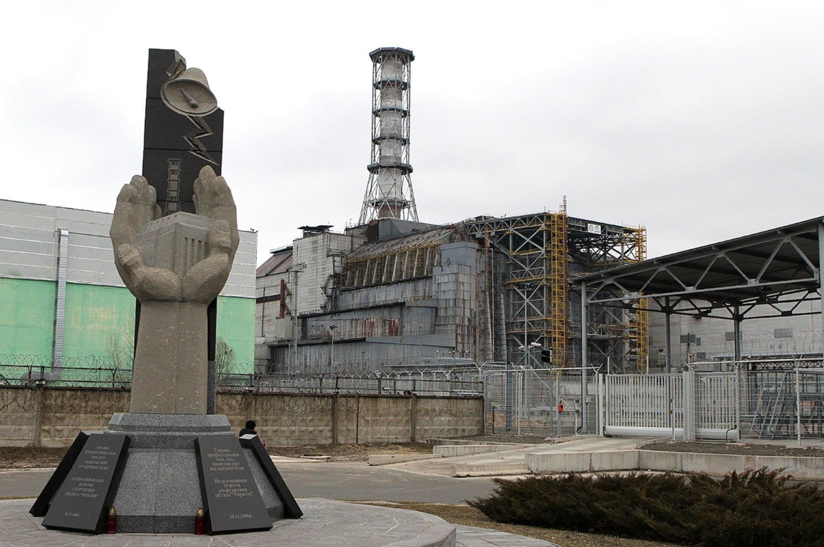 Катастрофа на аэс 1986. 26 Апреля 1986 года Чернобыльская АЭС. 4 Энергоблок ЧАЭС. 4 Энергоблок ЧАЭС 1986. Чернобыльская АЭС 2022.