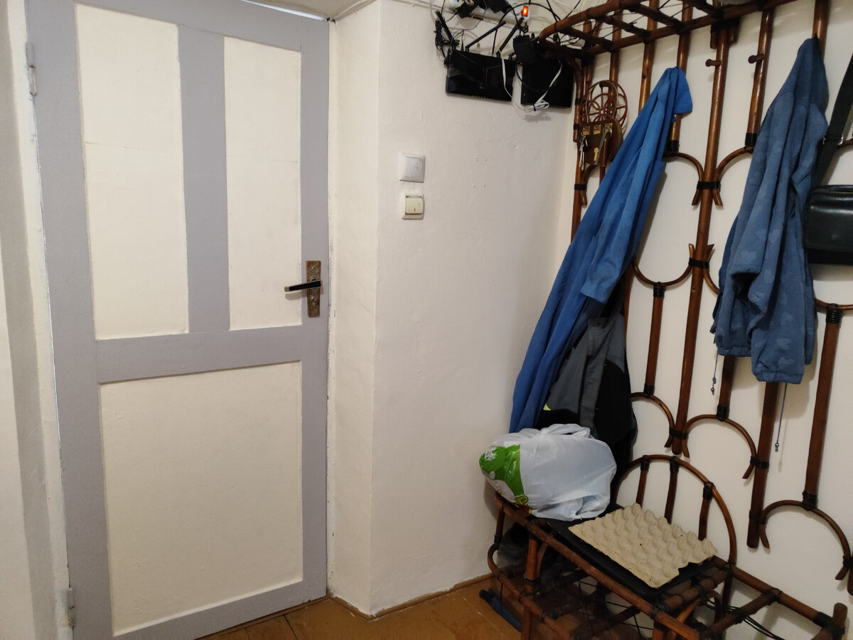 Старая прихожая