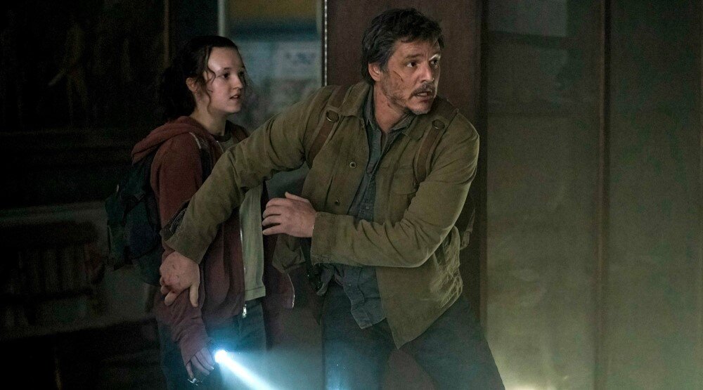     Кадр из 1 сезона сериала «Одни из нас» (2023)