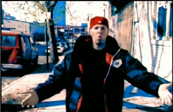 Кадр из клипа