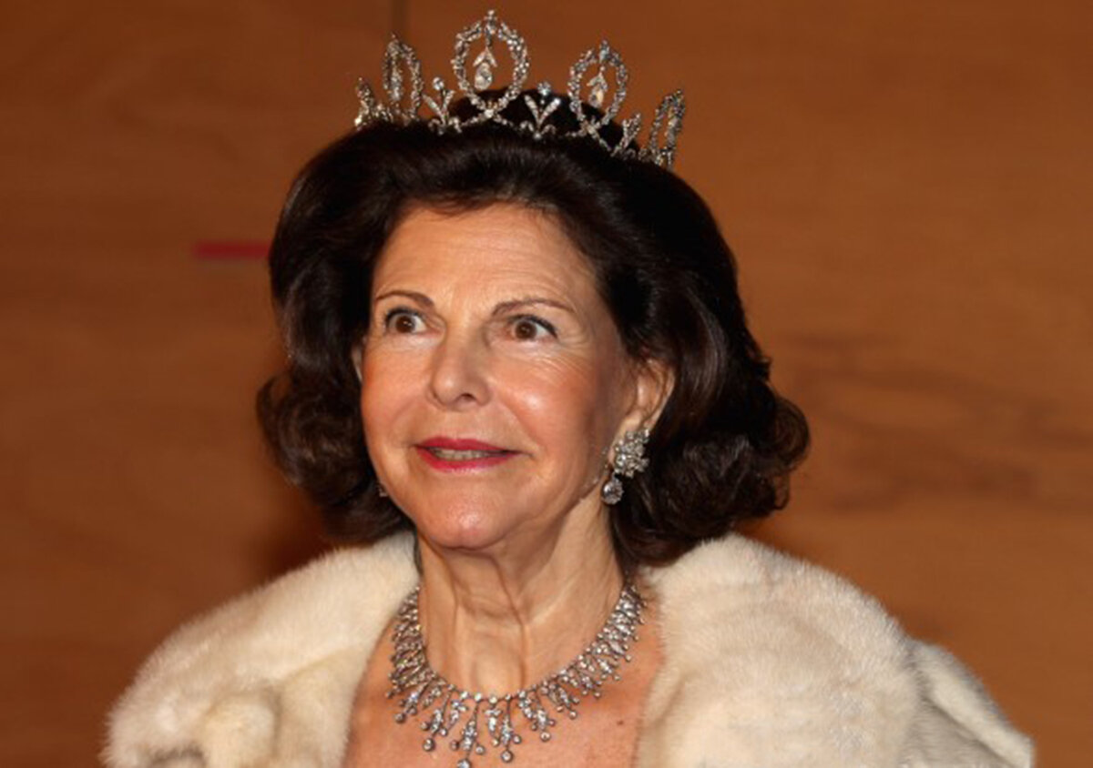 елизавета боуз-лайон 2002. Covid-19. королева великобритании. королева была стара. королева была стара.