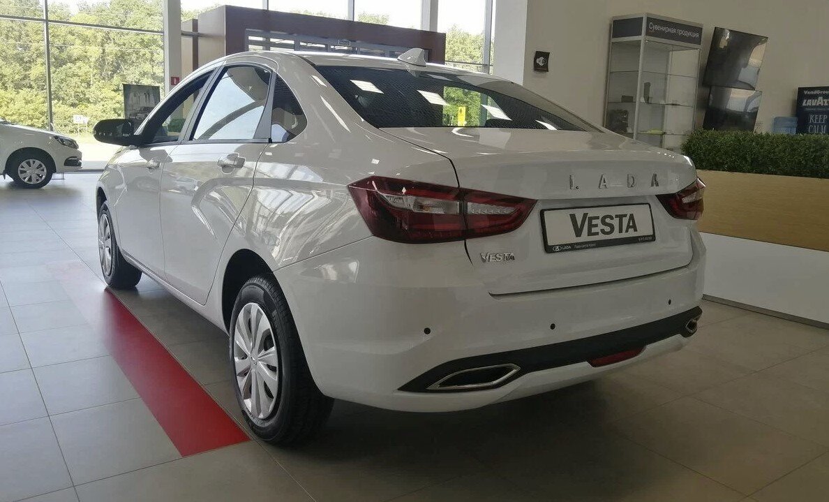 новая LADA VESTA