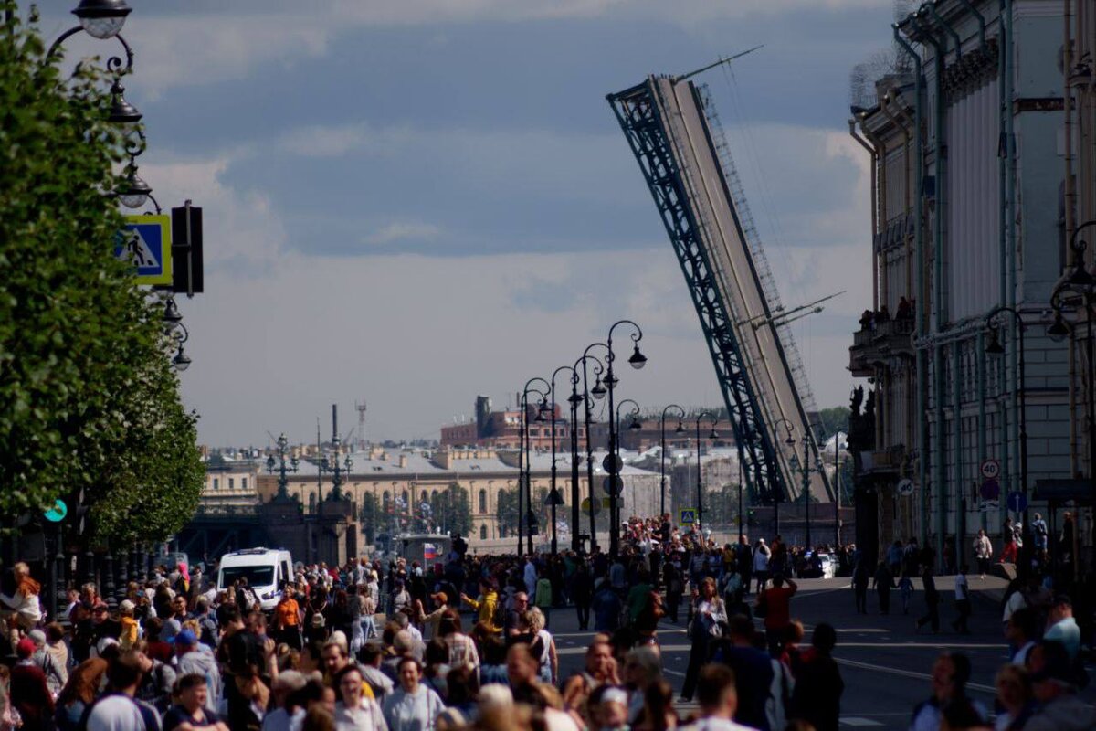 Фото с парада в питере